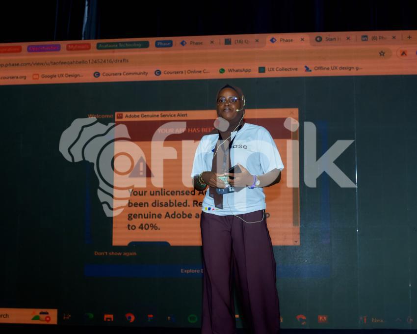 Speaker at UDC 2024 giving a lecture