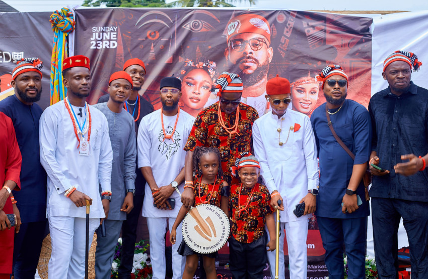 Group of people in traditional outfits