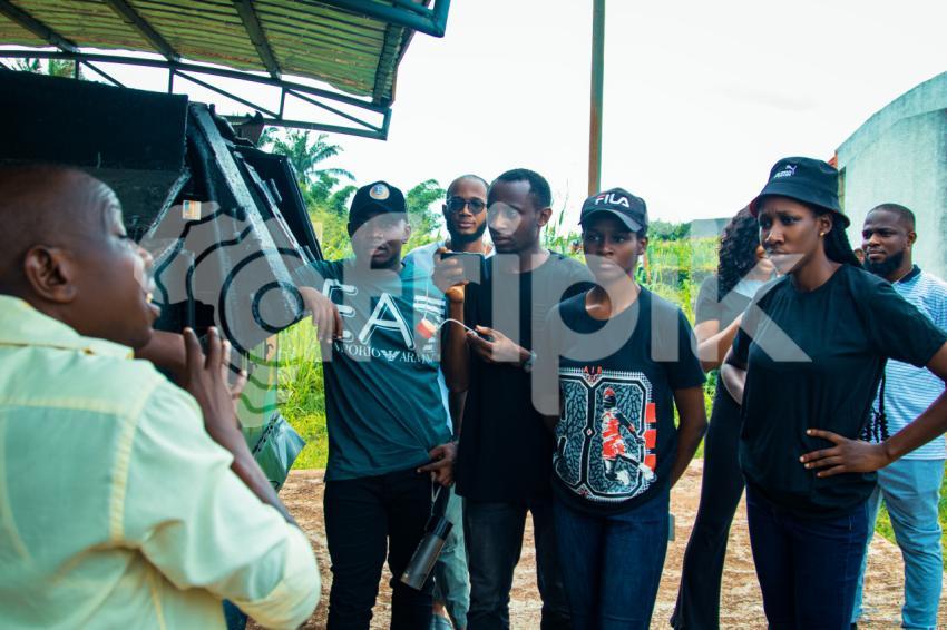 Tour guide speaking with tourists