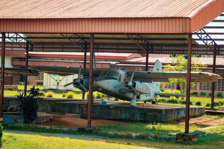 A war plane in the Nigerian War Museum