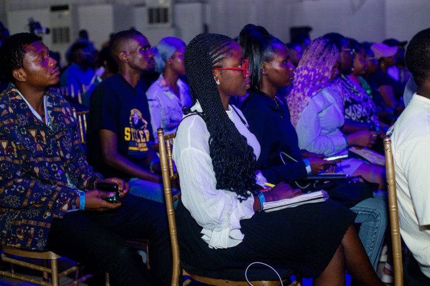 Attendees listening to the speaker at UDC