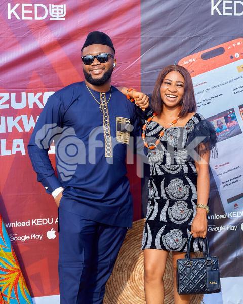 Boy and girl in traditional outfits 1