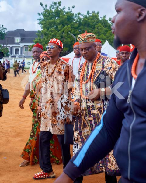 A  traditional ruler with his entourage 2