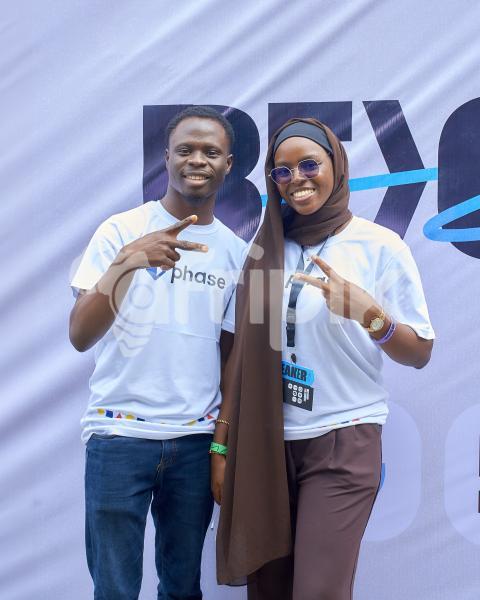 Two attendees at UDC 2024